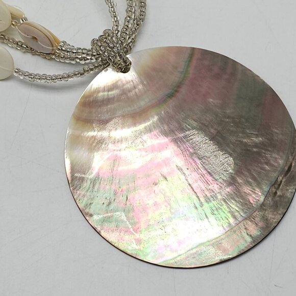 Mother Of Pearl Shell Necklace With Beaded Button Shape Accents Round Pendant - Picture 4 of 6
